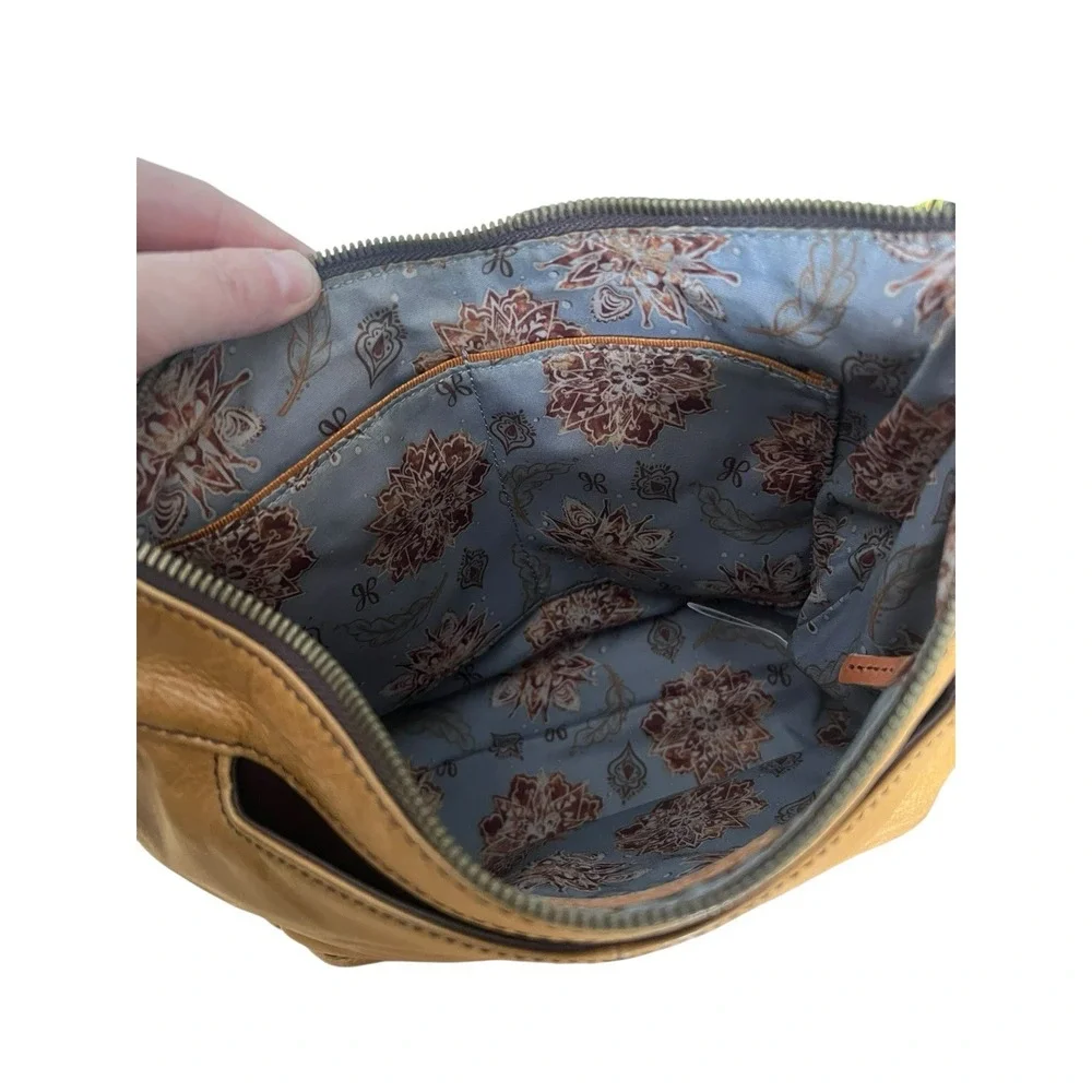 HOBO THE ORIGINAL International‎ Crossbody Aviva Leather Handbag Purse Bag